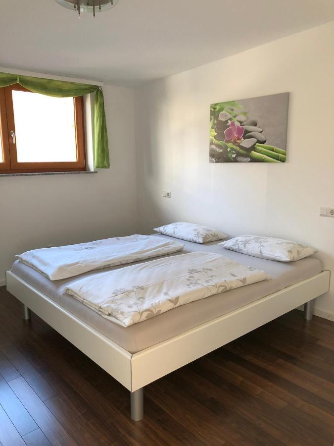 Haus Lauria Apartment เครสส์บรอนน์ อัม โบเดนเซ ภายนอก รูปภาพ